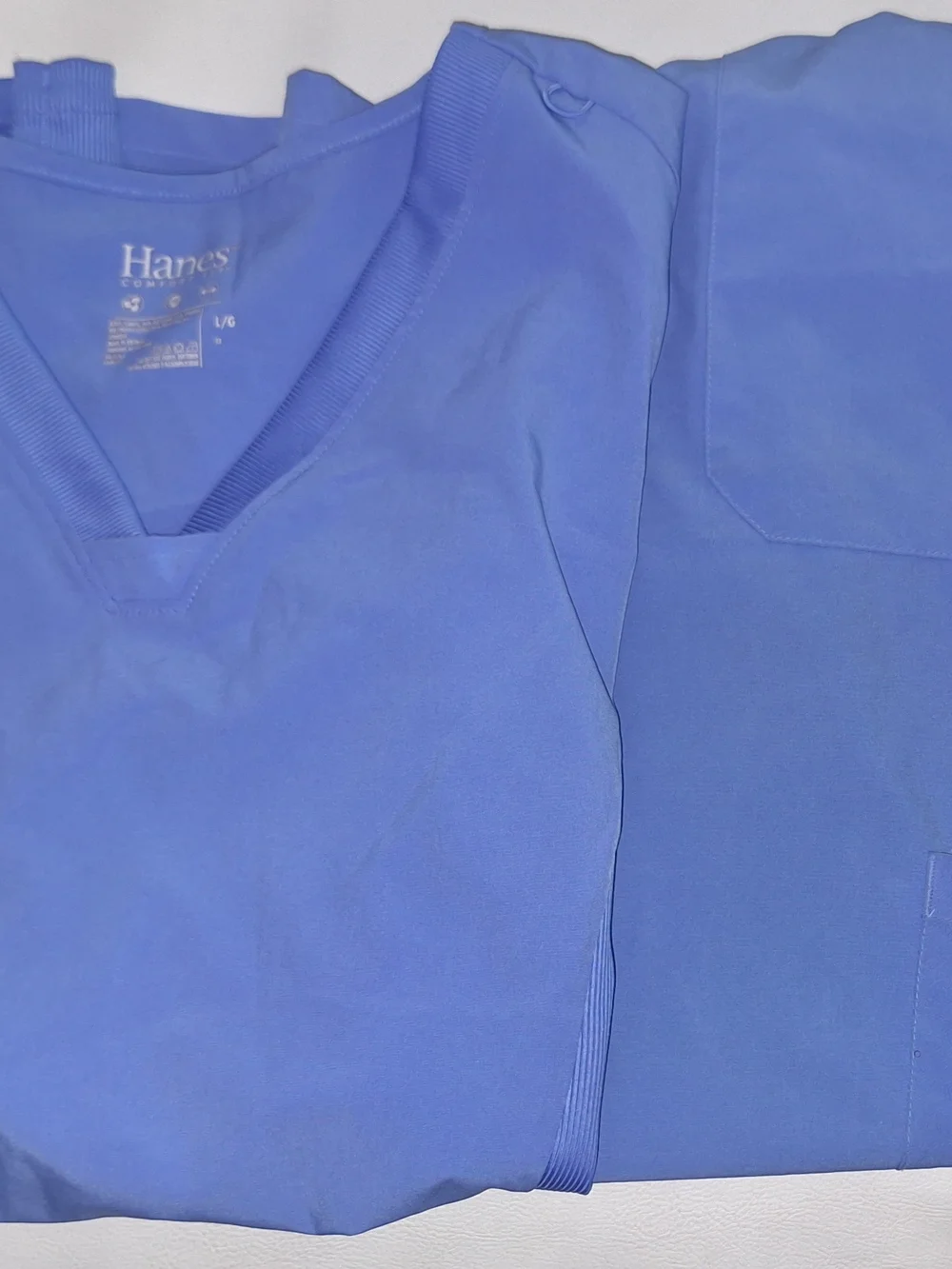 Multi-Brand Pre-Loved Scrubs Bundle - Mostly Sz L - Picture 10 of 11